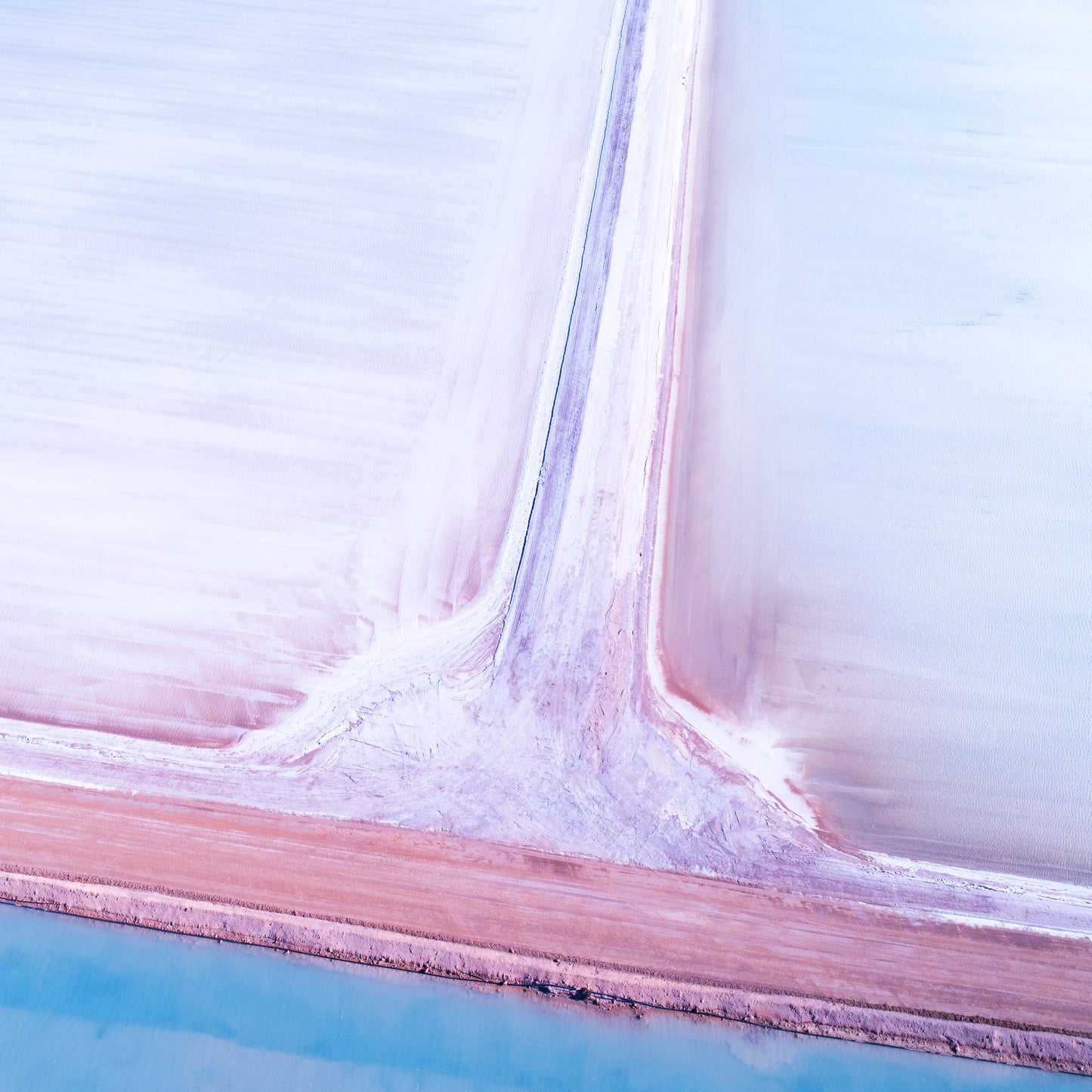 IA0250 ~ Useless Loop ~ Coral Coast