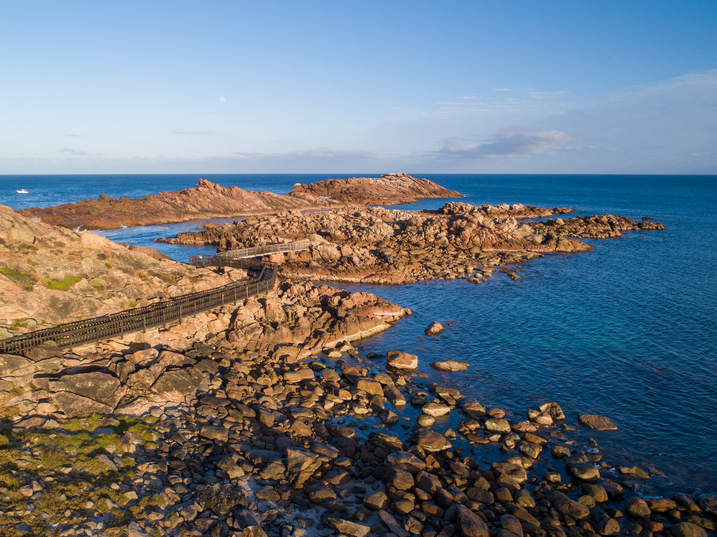 IA0505 ~ Canal Rocks ~ South West