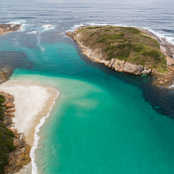 IA0471 - MUTTON BIRD BEACH