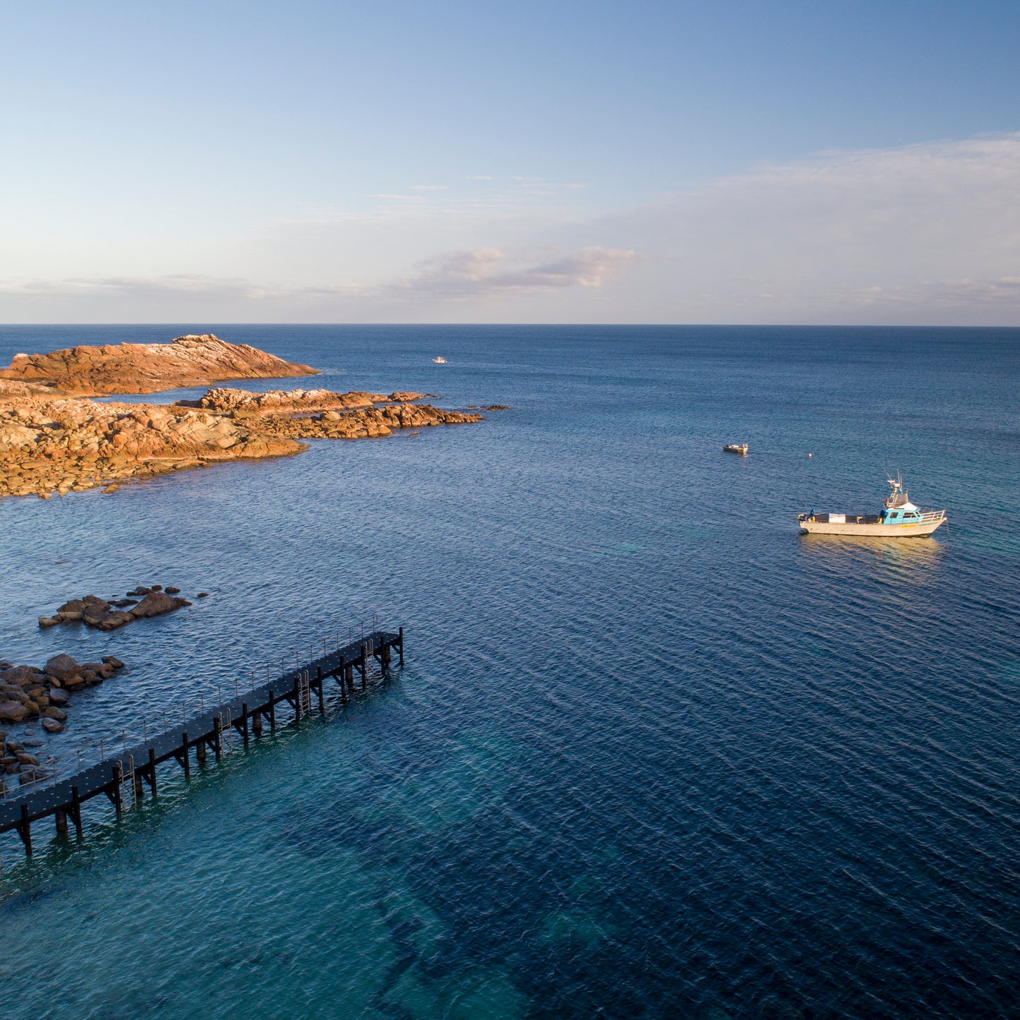 IA0504 - CANAL ROCKS